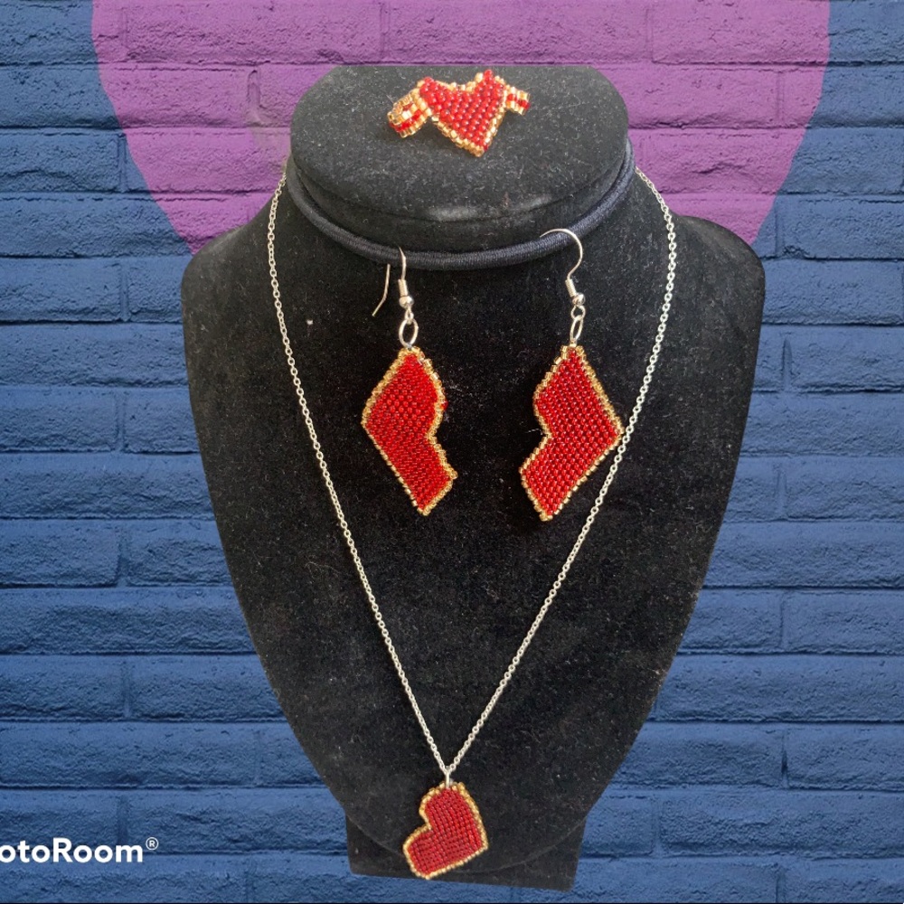 Handmade  heart beaded jewelry set